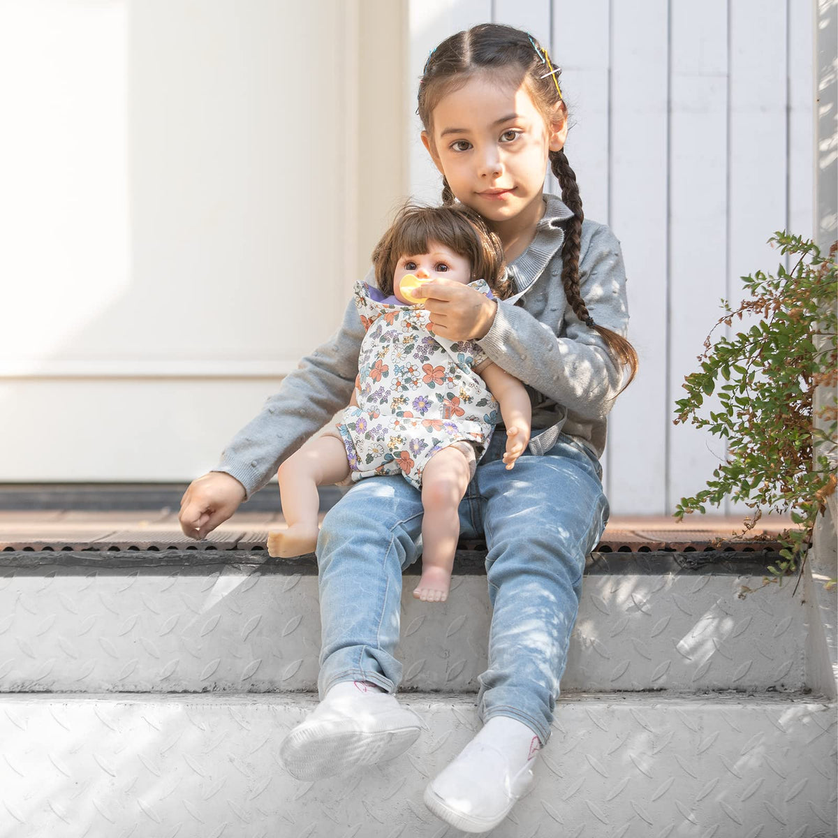 GAGAKU Baby Doll Carrier Stuffed Animal Carrier for Girls Doll Accessory Adjustable Straps for 12 to 24 inch Reborn Baby Dolls -Purple Flowers